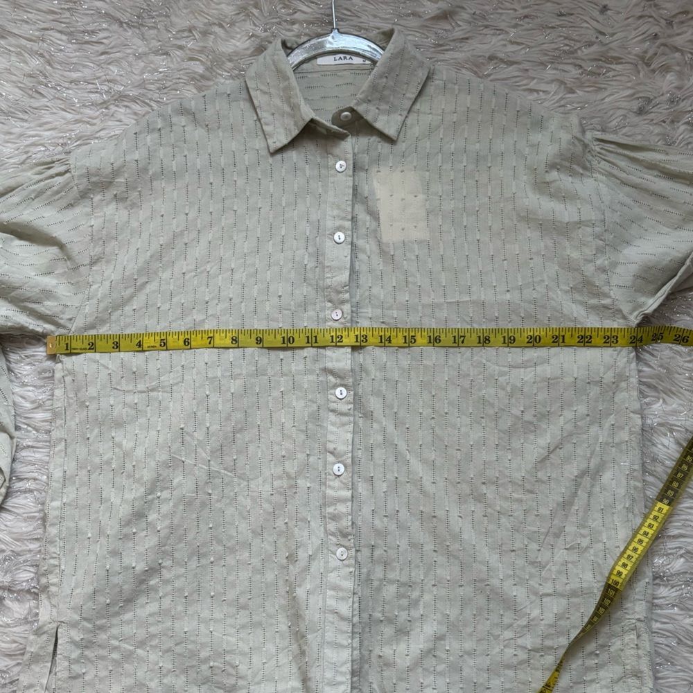 LARA Light Green Women’s Eyelet Oversized Button-Front Shirt Size M - Picture 10 of 16